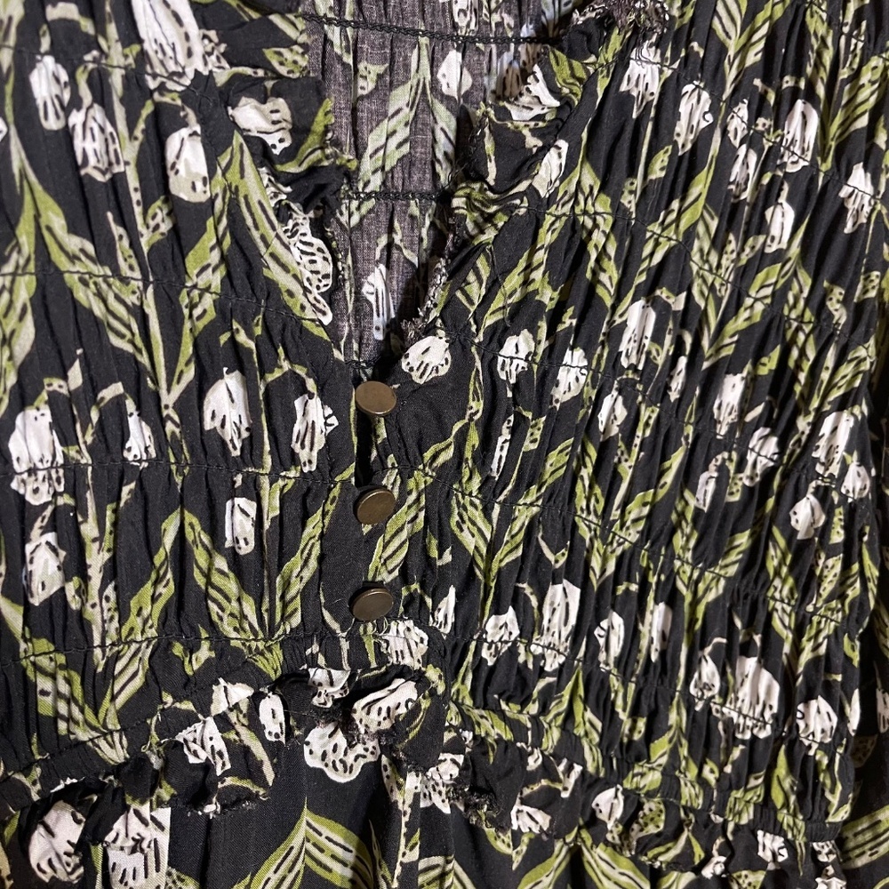 Anthropologie Black and White Floral Blouse - Picture 5 of 9